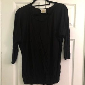 Black 3/4 sleeve shirt